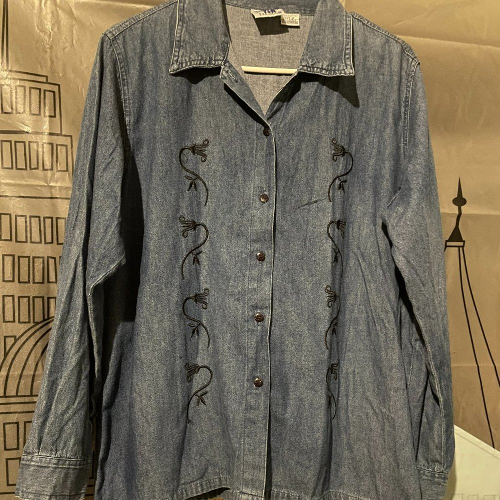 90s Embroidered Denim Button Down Shirt